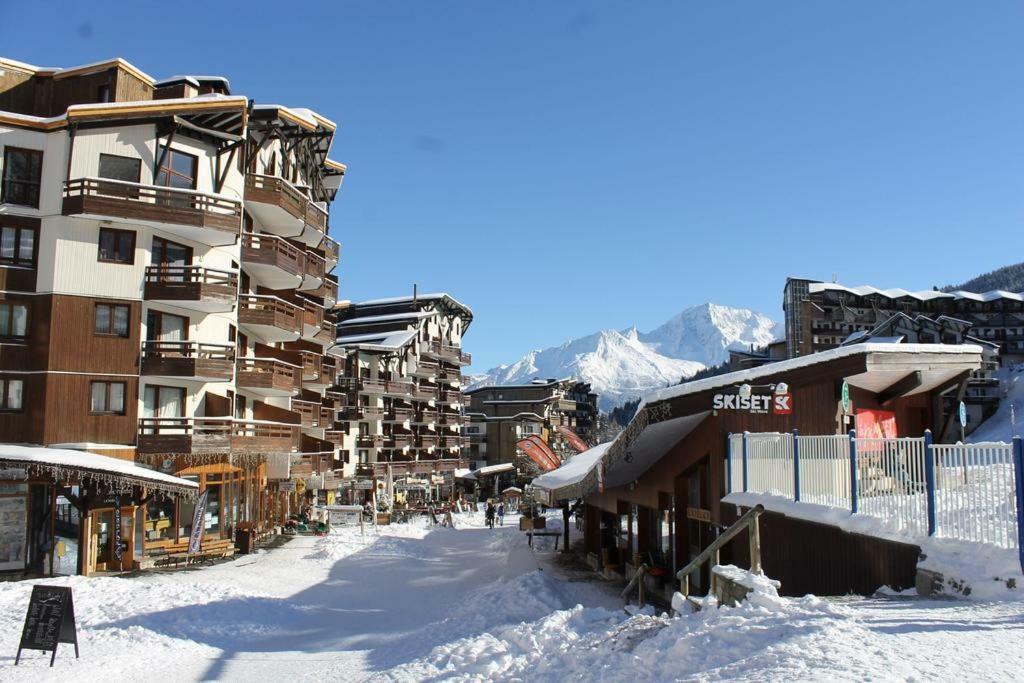 Appartement La Tania 2 Pieces Garage Dans Chalet Pied Pistes Εξωτερικό φωτογραφία